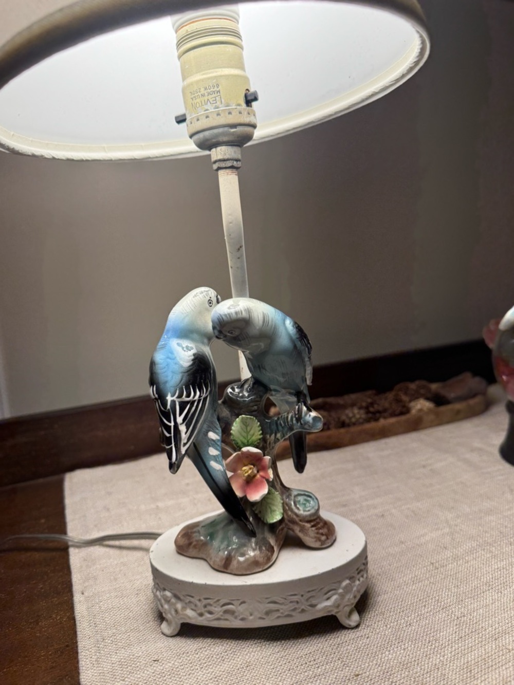 Vintage parakeet lamp